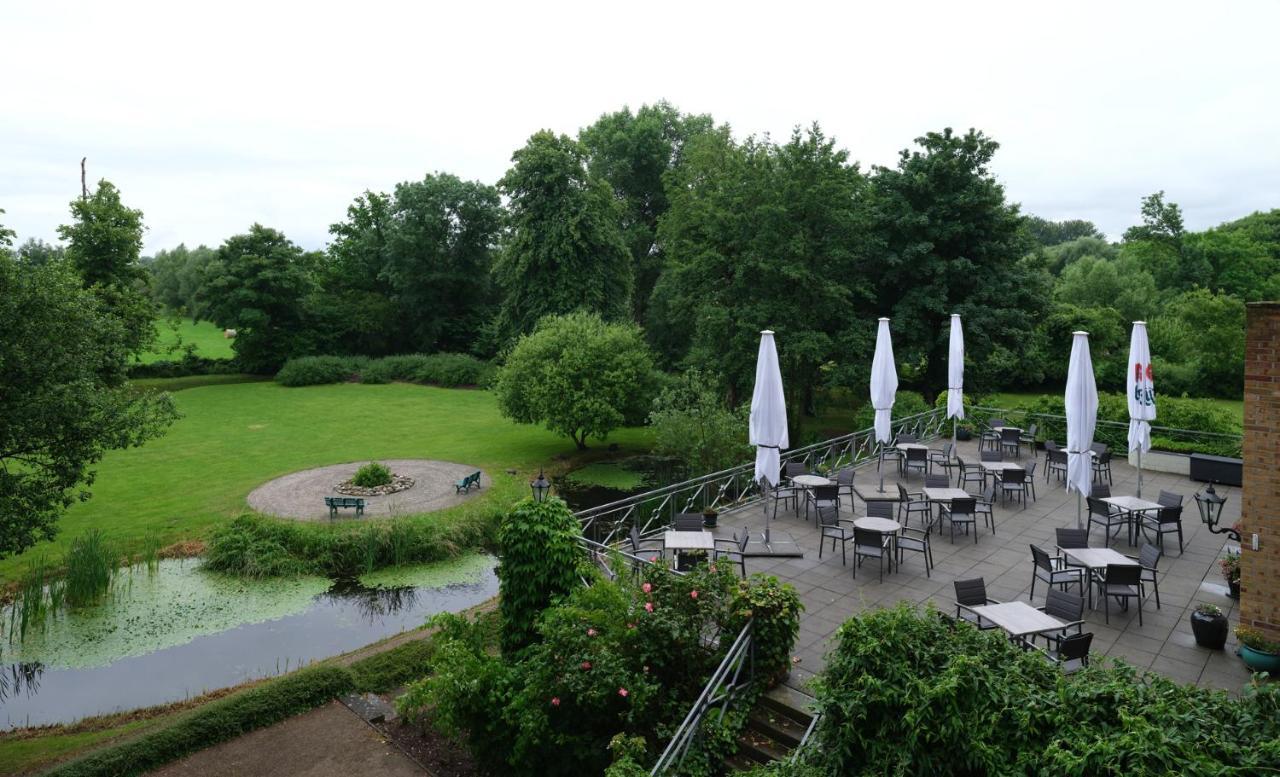 Gutshaus Redewisch Hotel & Restaurant Boltenhagen  Exterior foto
